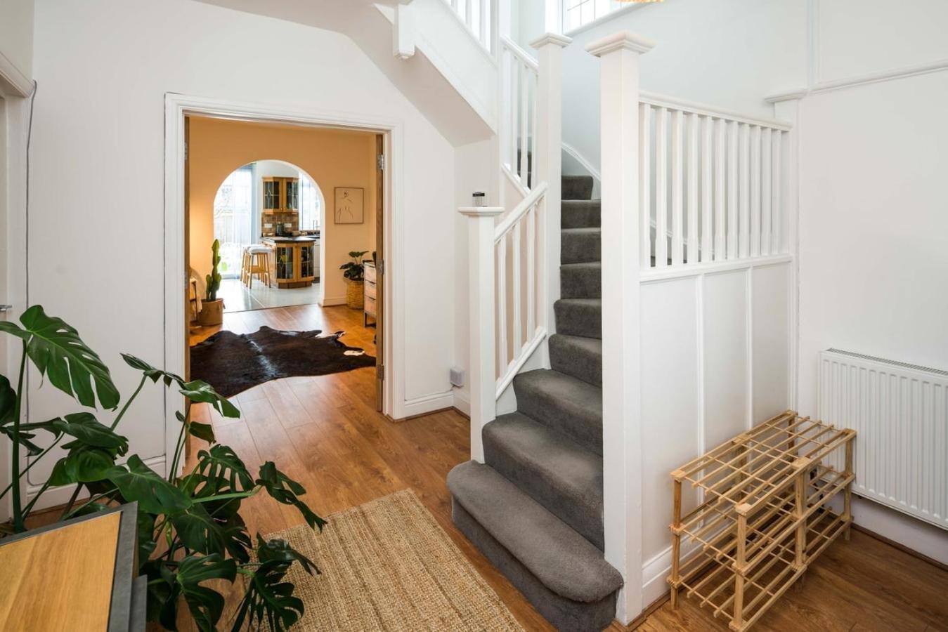 Ferienhaus Contemporary 5 Bedroom With Garden North Finchley London