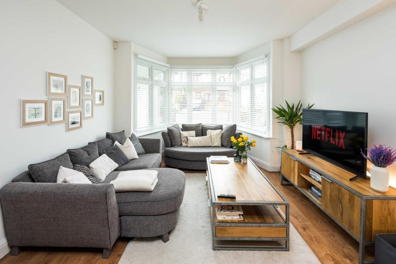 Contemporary 5 Bedroom With Garden North Finchley Ferienhaus *